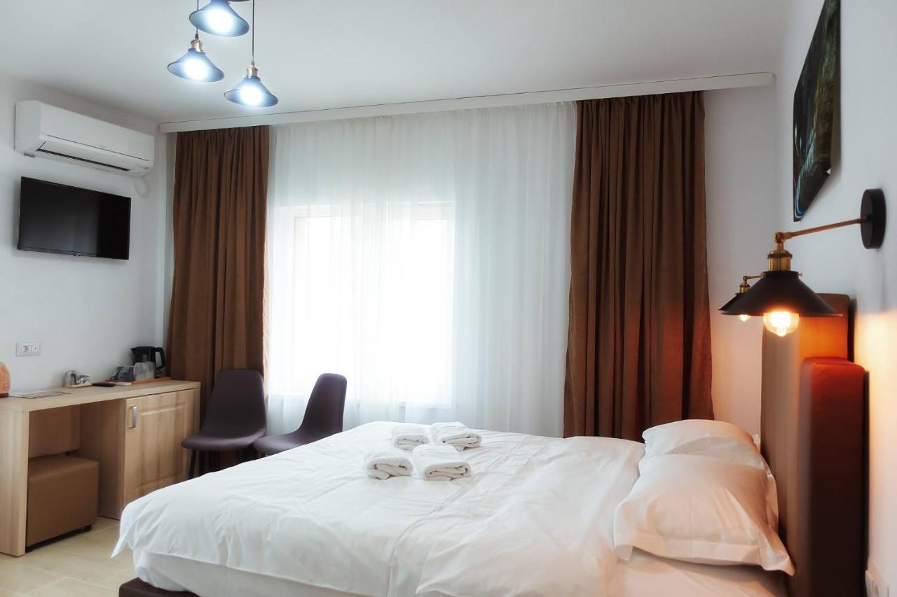 Casa Lacul Doamnei Guest house *